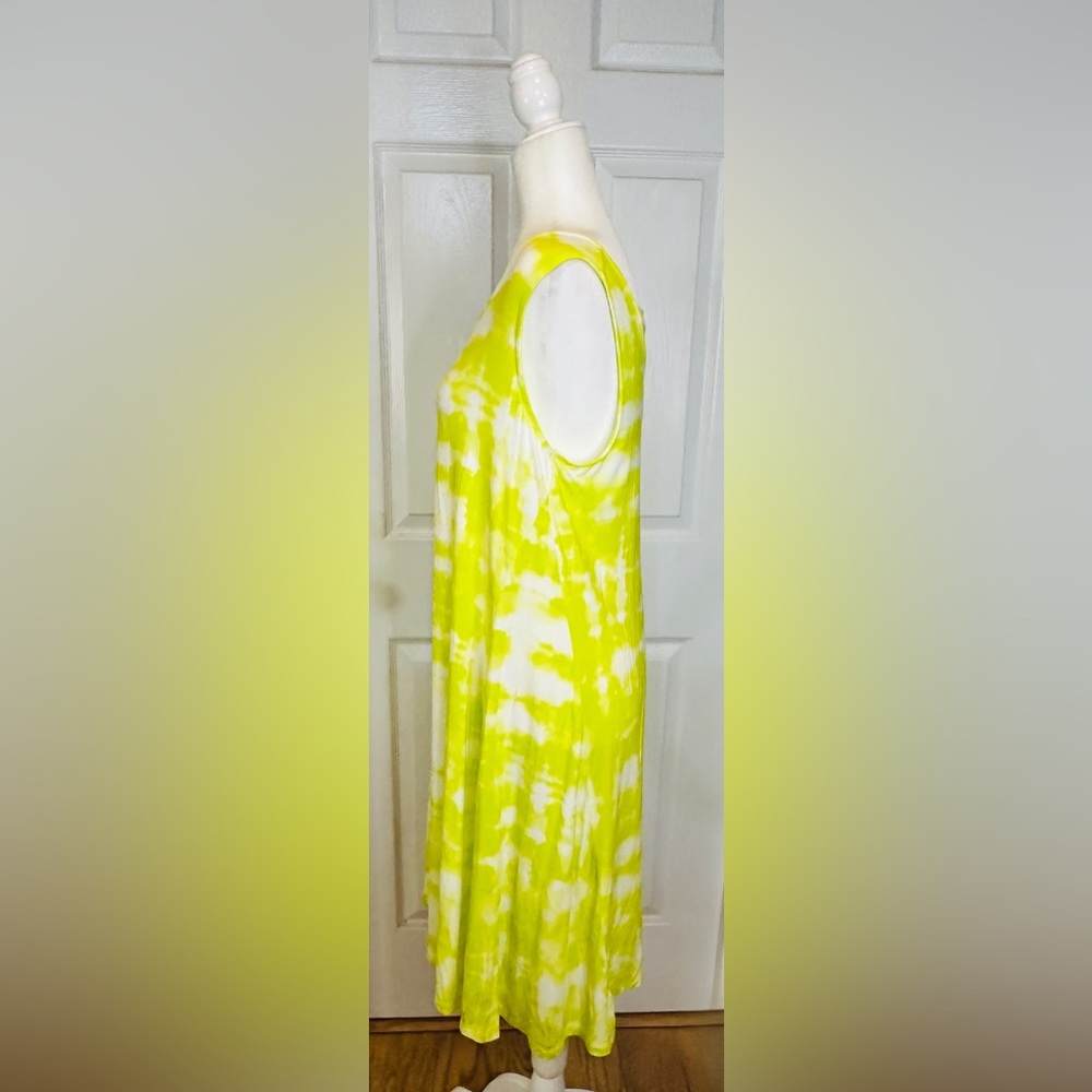 Style & Co Dress Sleeveless Fun Yellow Flip Flop Cut Out Back Knee Length Sz XL - Picture 6 of 9